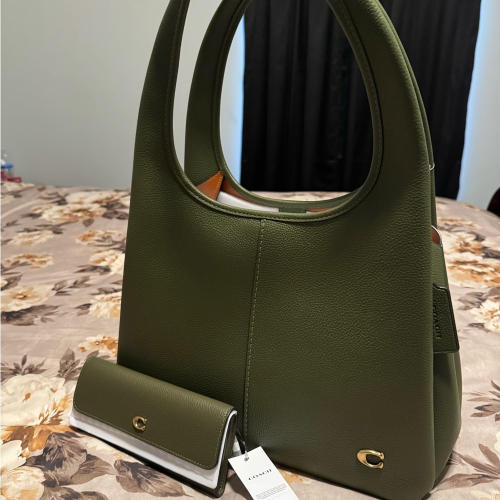 Coach Green Shoulder Bag and Wallet Set
